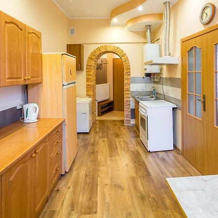 Appartamento Rynok Square 5 Зі Світлом! Leopoli Esterno foto